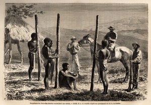 Travailleurs des Nouvelles-Hébrides (ou depuis 1980, la République de Vanuatu, un archipel mélanésien au nord de la Nouvelle-Calédonie), construisant une maison, que l