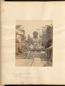 Statue en bronze de Bouddha, haute de 60 pieds, près de Kamakura, Japon