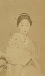 [Femme japonaise assise] - Unknown artist/maker