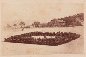 4e Régiment de Gurkha (Fusiliers) formé en carré