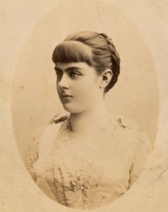 Baronne Marie Alexandrine "Mary" von Vetsera (19 mars 1871 – 30 janvier 1889)
