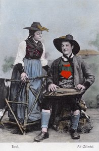 Couple en costume traditionnel, Alt - Zillertal, Tyrol