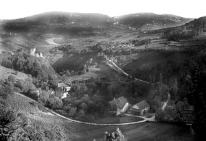France, Rhone-Alpes, Ain (01), La Dorche: La Dorche, village and bridge - Unknown photographer