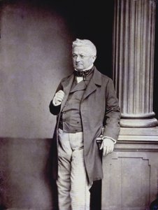 Portrait en pied du politicien français Adolphe Thiers en vêtements élégants du XIXe siècle - Unknown photographer