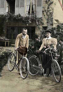 Pierre et Marie Curie dans leur jardin