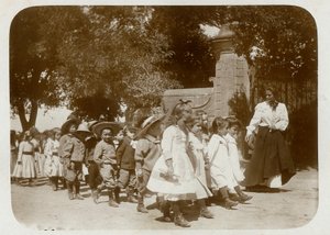 Promenade scolaire - Unknown photographer