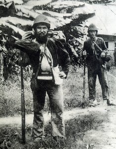 Deux soldats de la campagne du Tonkin en 1883 - Unknown photographer