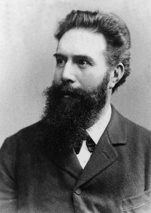 Wilhem Conrad Roentgen - Unknown photographer