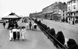 La promenade, West Worthing, West Sussex, début du 20ème siècle - Valentine and Sons Ltd