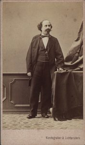 Portrait du violoniste et compositeur Moritz Kässmayer