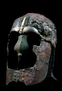Art pré-viking : casque de guerrier, VIe-IXe siècle Ère des migrations