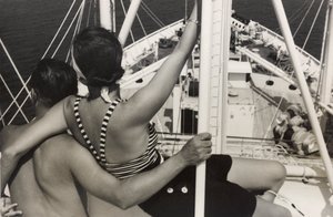 Couple à bord du paquebot 