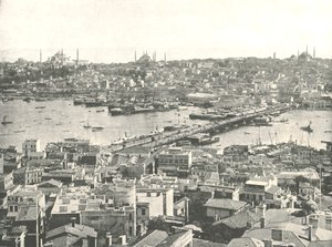 Le pont de Galata sur la Corne d