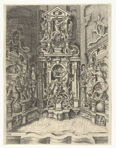 Grande fontaine, encastrée entre trois murs