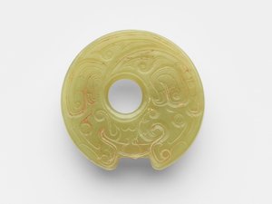 Pendentif - Western Zhou Dynasty Chinese School