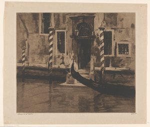 Gondole dans le Grand Canal à Venise
