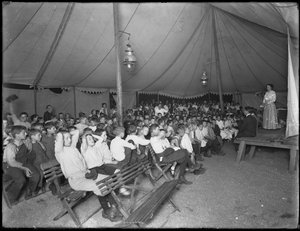 Réunion des enfants de la société évangélique, East 67th Street et Avenue A, New York, 24 juillet 1914 - William Davis Hassler