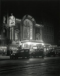 Théâtre Idéal, 693 Huitième Avenue, à la 49e Rue, c.1916-17 - William Davis Hassler