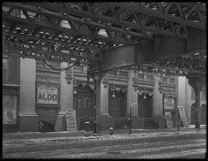 Enseignes italiennes devant le Thalia Theater, 46 Bowery, New York City, mars 1916 - William Davis Hassler