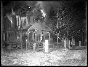 Incendie du cottage Prescott la nuit, Inwood Hill, 1914 - William Davis Hassler