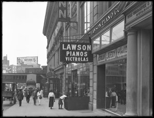 Enseigne pour Lawson Pianos, 372 E. 149th Street, New York City, 2 août 1916 - William Davis Hassler
