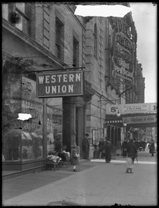 Enseigne du bureau Western Union à W. 125th Street et St. Nicholas Avenue, New York City, 28 avril 1916 - William Davis Hassler