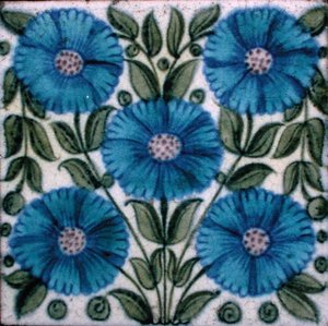 Carreau avec motif floral de style persan