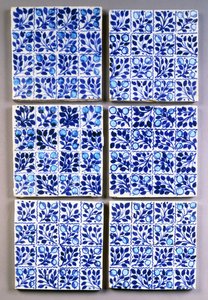 Sept carreaux carrés bleus 