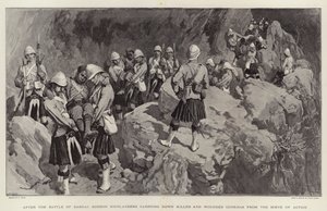 Après la bataille de Dargai, les Highlanders de Gordon transportant les Gurkhas tués et blessés depuis le lieu de l