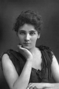 Elizabeth Robins, actrice américaine, dramaturge, romancière et suffragette - William and Daniel Downey