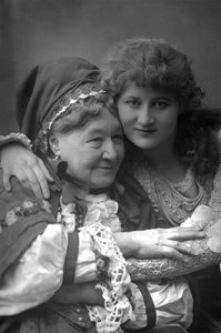 Mary Anderson 1859-1940, actrice américaine de théâtre, et Mme Stirling, 1890 - William and Daniel Downey