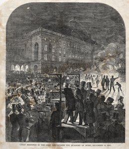Réunion syndicale en plein air devant l