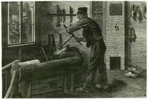Le saboteur de Terneuzen, a son établi, agrandit et creuse le bois à l