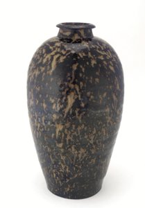 Bouteille avec glaçure écaille de tortue, province de Jiangxi, 13ème-14ème siècle