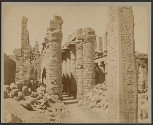Karnak, Obelisque Touthmes 1er et colonnade de la Salle [illeg] - Zangaki