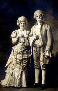Couple en costume de fantaisie du XVIIIe siècle - Hippolyte Lalaise Devéria