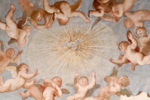 Colombe du Saint-Esprit. Fresque. La Basilique della Santissima Annunziata del Vastato. Gênes. Italie. - . .