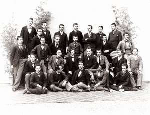 Portrait de groupe des élèves de troisième année de lycée - Henry Charles Fehr