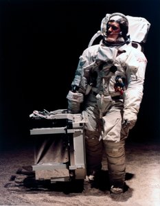 Vol spatial habité, USA, Apollo, Général Le rétro-réflecteur laser Apollo - Ferdinand Georg Waldmuller