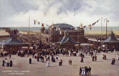 Southport Pier et Pavilion - (after) English photographer