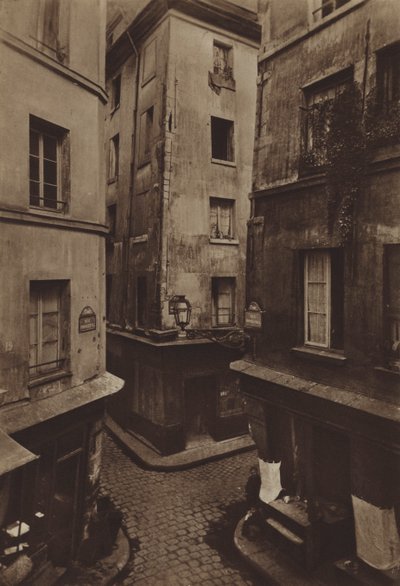 Carrefour des rues Mondetour, Pirouette et de la Petite-Truanderie en 1886 - (after) French Photographer