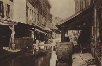 Les tanneries au bord de la Bièvre - (after) French Photographer