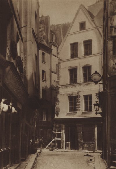 Rue Pirouette et rue Mondétour (photo n/b) - (after) French Photographer