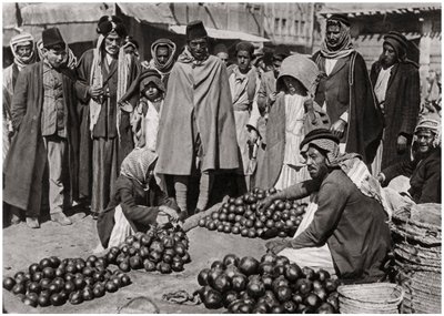 Marché aux fruits à Bagdad, Irak, 1925 - A. Kerim