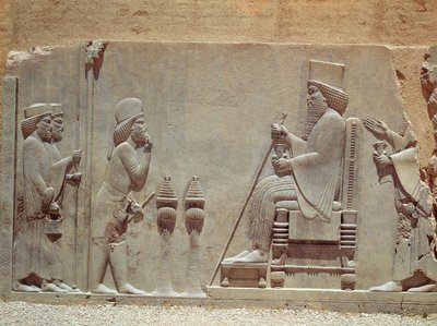 Un officier mède rendant hommage au roi Darius I, du Trésor, vers 515 av. J.-C. - Achaemenid