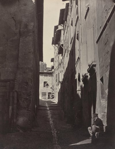 Rénovation de la vieille ville de Marseille, Rue Caves de l