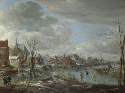 Une rivière gelée près d