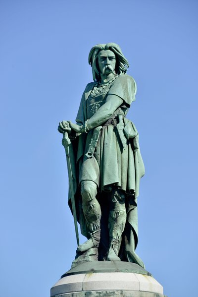 Statue colossale de Vercingétorix (72-46 av. J.-C.), chef gaulois - Sculpture de Millet Aimé (1819-1891) - Aime Millet