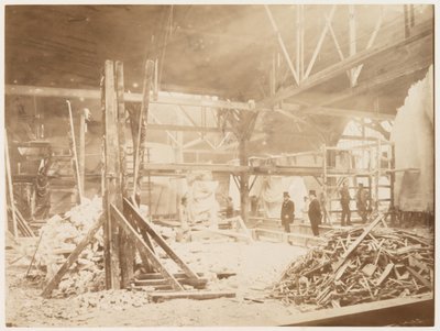 Atelier de Bartholdi, avec des modèles de la Statue de la Liberté en arrière-plan, Paris, 1883 - Albert Fernique