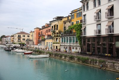Peschiera del Garda Klein Venedig - Alexandra Joseph